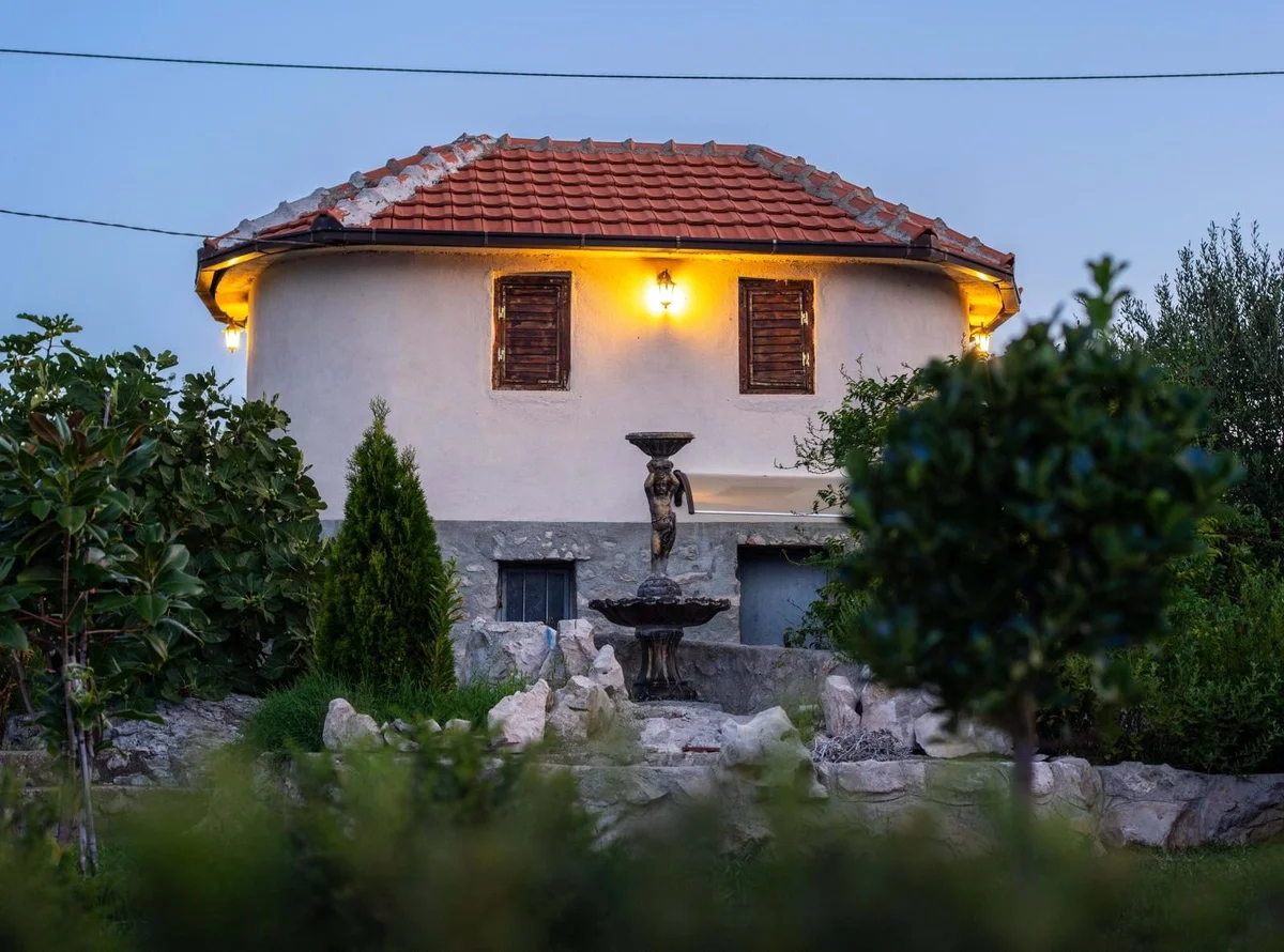 Img 900368c5a609f27027802c2c4c1389fe v